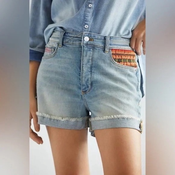 Anthropologie Pants - Anthropologie Pilcro High-Rise Embroidered Denim Shorts Rope Belt